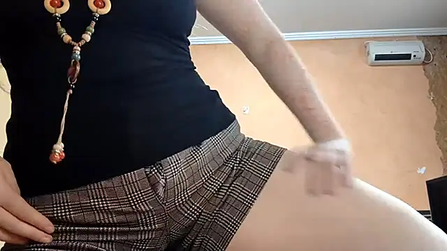 Chat +18 de KateVibe_01 ao vivo