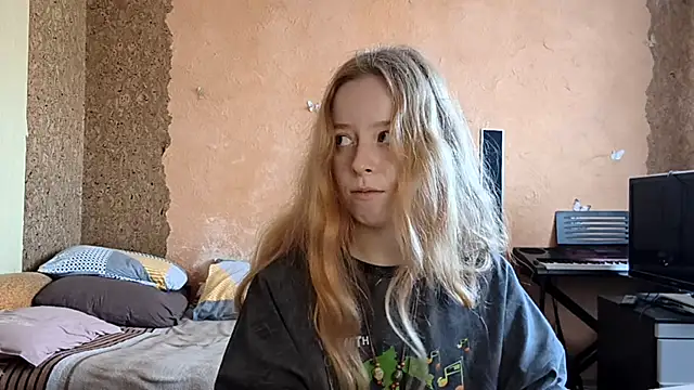 KateVibe_01's Webcam Show