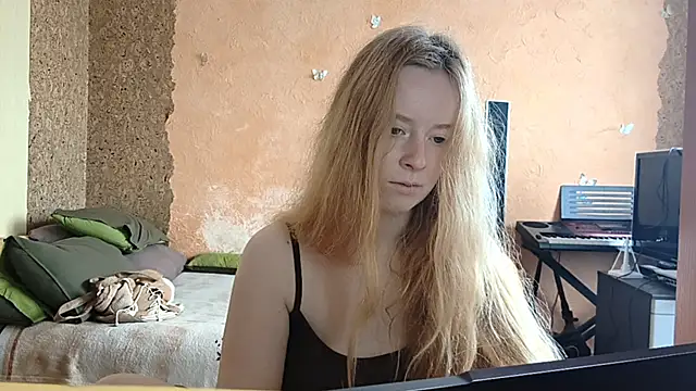 KateVibe_01: διαδικτυακό σόου στην κάμερα