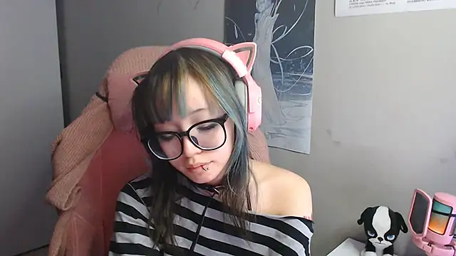 SaxonDibs 라이브 XXX 채팅