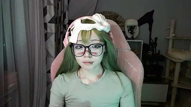 Chat XXX en directo de SaxonDibs
