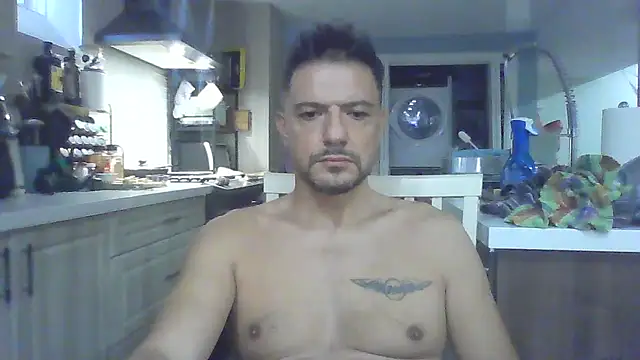 curiouscats8283's Webcam Show