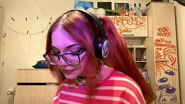 RedHeadCat Pertunjukan Webcam