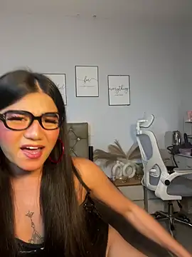 JassmineLove Show Webcam