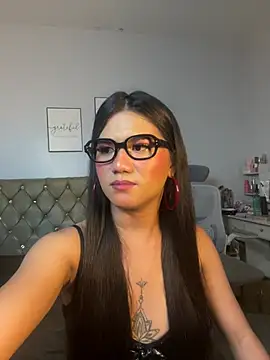 JassmineLove Adlı Modelin Web Kamerası Şovu