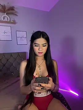 JassmineLove Show in webcam