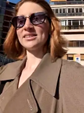 Show modela Julialexxxx na web-kameri