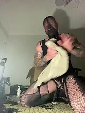 Slaveneedsownersyd's Webcam Show