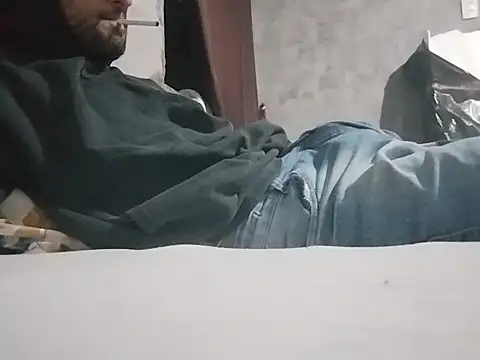 TheodoroLuiz Show in webcam