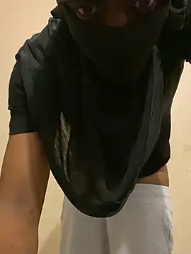 Naughty6613 在線直播表演