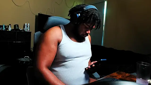 rogue42911 Webcamshow