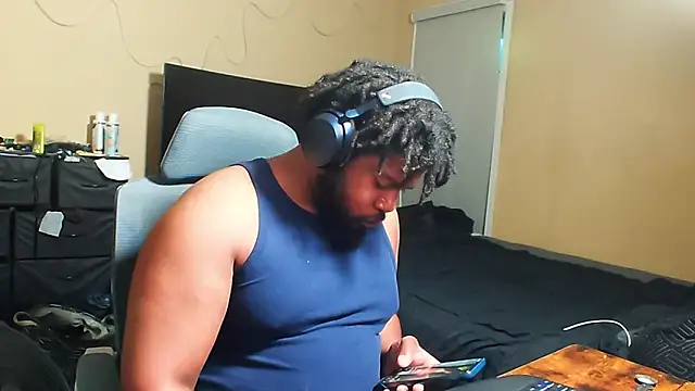 rogue42911 webkamerás műsora