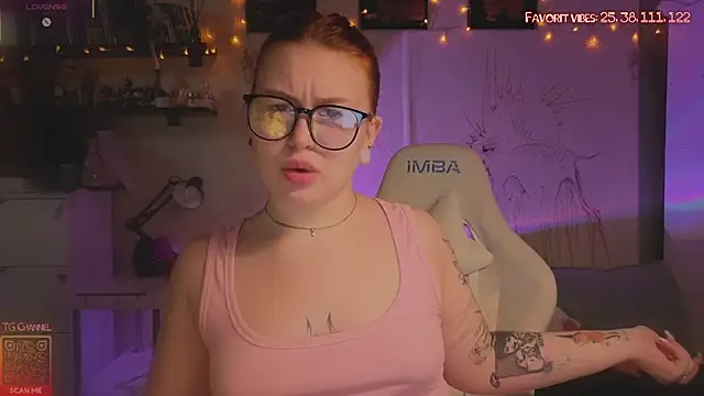 XXX chat uživo modela Link_OR