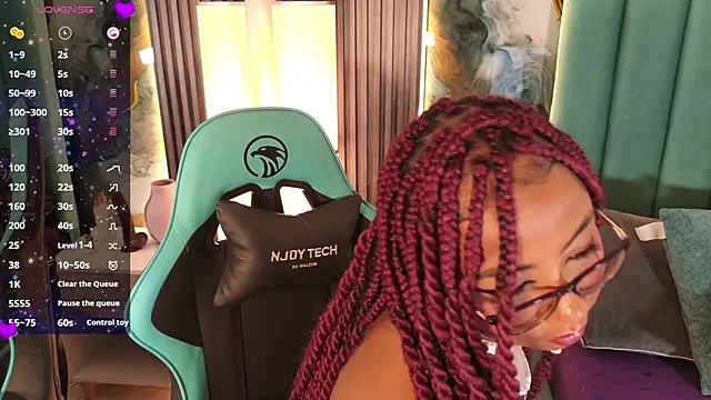 Živý XXX chat NinaCarter