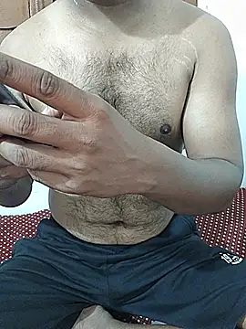 Pokazy przed kamerką – X-boy-11