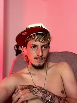 ZarcoXIX Show in webcam