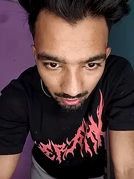 ItsPlayboy031 Show Webcam