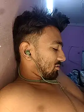 Show modela ItsPlayboy031 na web-kameri