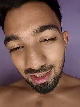 ItsPlayboy031 Show Webcam