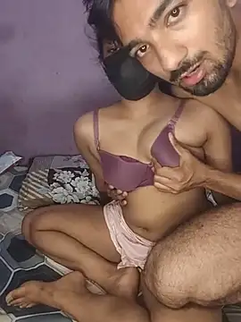 Show modela ItsPlayboy031 na web-kameri