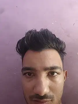 Show modela ItsPlayboy031 na web-kameri