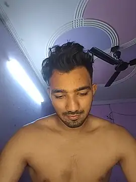Show modela ItsPlayboy031 na web-kameri