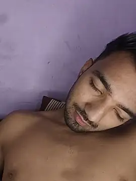 Show modela ItsPlayboy031 na web-kameri