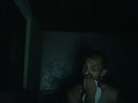 robertmrn112 Show in webcam