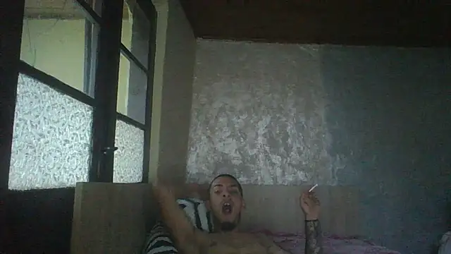 robertmrn112 Show Webcam