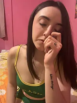 Chat XXX en directo de Nonnyiris