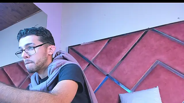 RodrigoColby2 Шоу с уебкамера