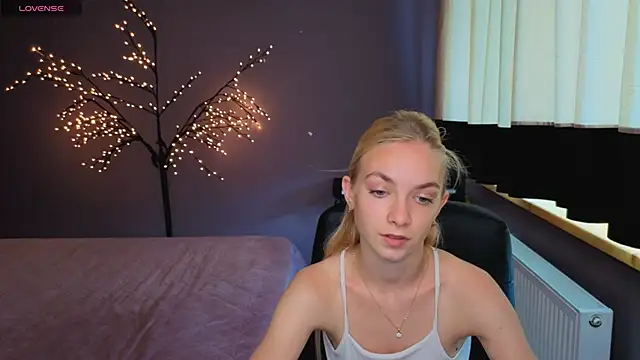 SonnySofia's Webcam Show