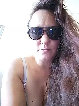 Maggie38's Live XXX Chat