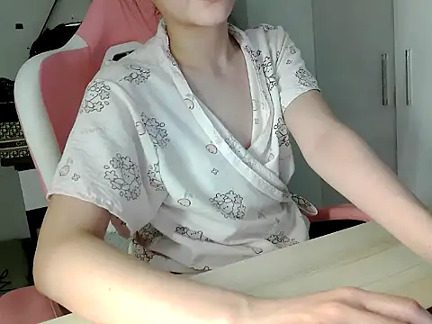 lucienguyen 网络视讯表演