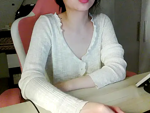 Webkamerová show lucienguyen