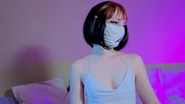 XXX chat uživo modela LunaNyanmi