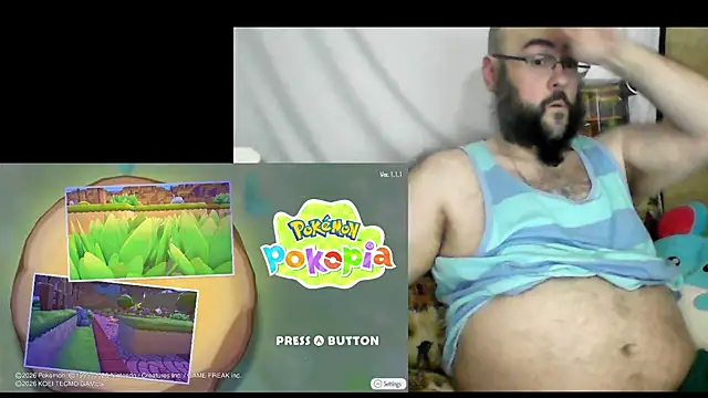 BriTheTopBear Show in webcam