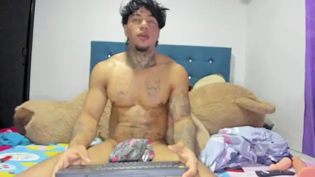 daamonxxx19_ 网络视讯表演