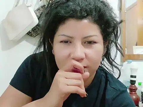 Živý XXX chat MojaditPussy