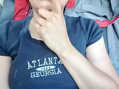MojaditPussy Adlı Modelin Canlı XXX Sohbeti