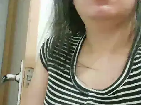 Sembang XXX Secara Langsung MojaditPussy