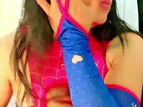 MojaditPussy – webcam-show