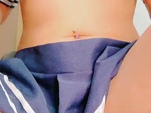 แชท XXX สดของ MojaditPussy