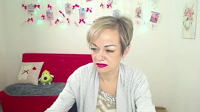 Chatroom XXX en direct de NikaMayu