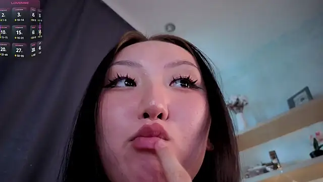 Chat XXX en directo de MicaelaCubr