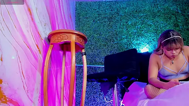 Tiff_sammy Show in webcam