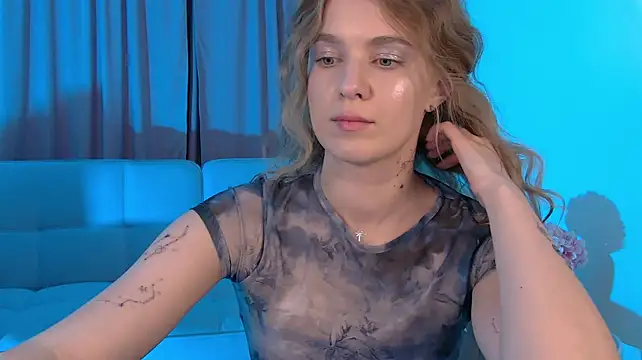 Pokazy przed kamerką – CasandraMarc