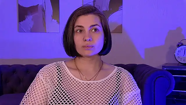 AdrianaToress Adlı Modelin Canlı XXX Sohbeti