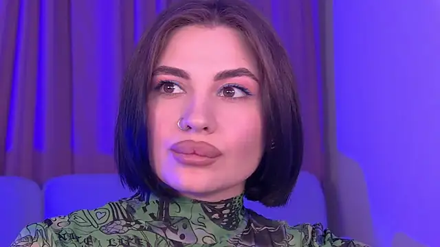 AdrianaToress – Naživo XXX chat
