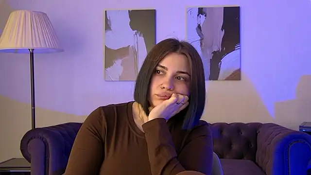AdrianaToress Chat XXX in diretta